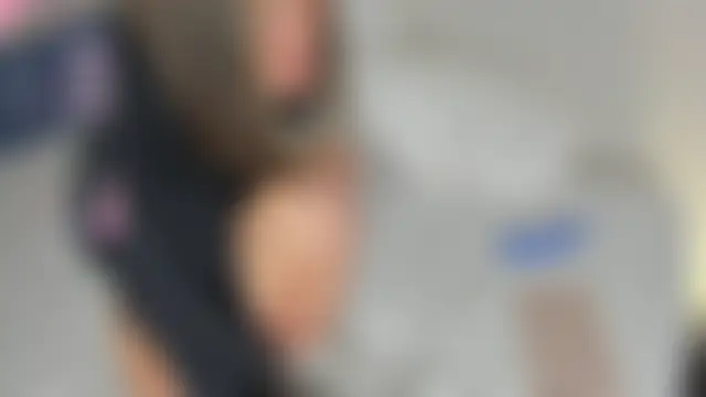 Pokazy przed kamerką – baby_boss1