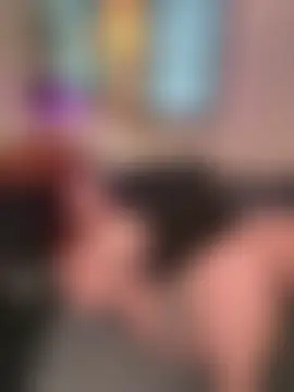 Seks show uživo modela AnjaAmelia na kameri