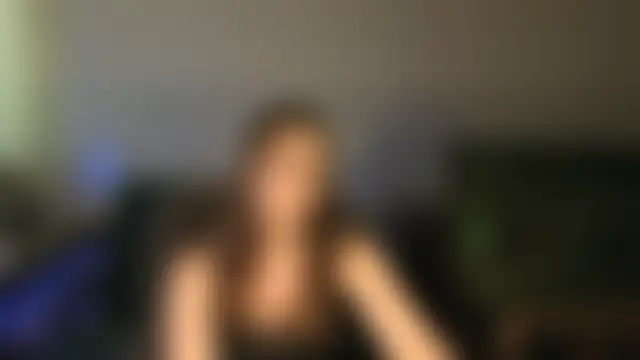 NoNudeElien Webbikameraesitys