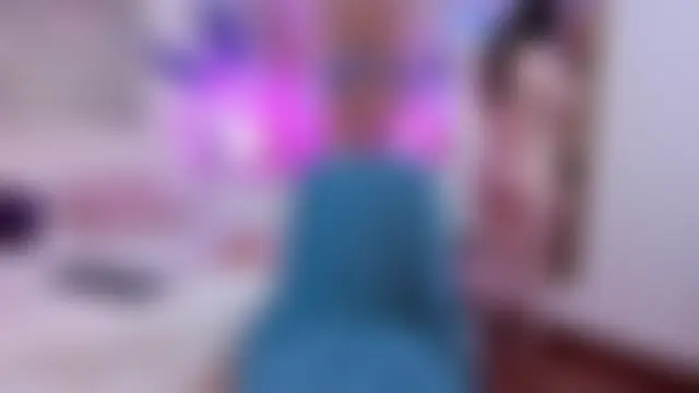 Nina_Ford_ Live chatroom