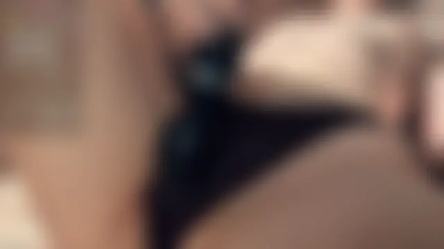 Pokazy przed kamerką – LaureMestler