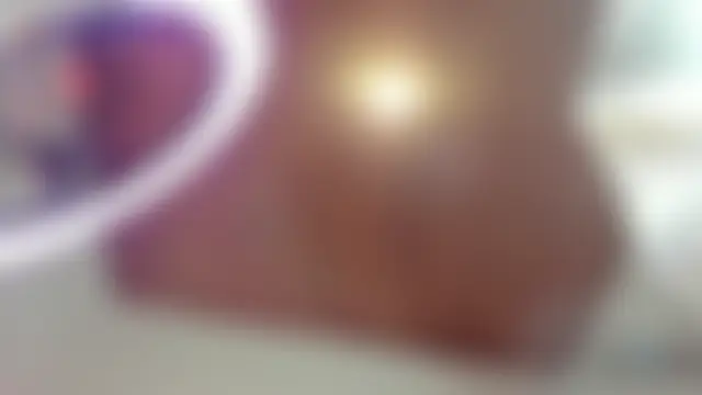 غرفة دردشة luna_velveth المباشرة