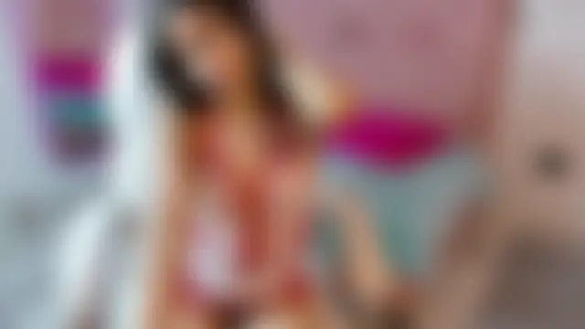 VelinaHoney Show in webcam