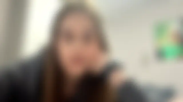 Pokazy przed kamerką – SharellFraleigh