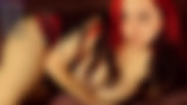 Show modela Daphne_Moss na web-kameri