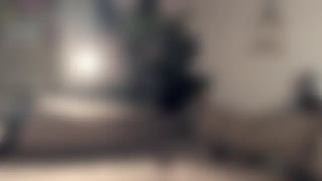 Pokazy przed kamerką – LaureMestler