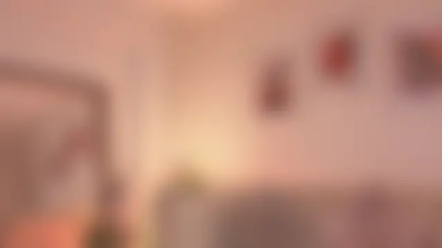 Онлайн чат DahianaWalcott