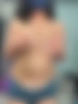 Lisa_afreen – Naživo chatovacia miestnosť