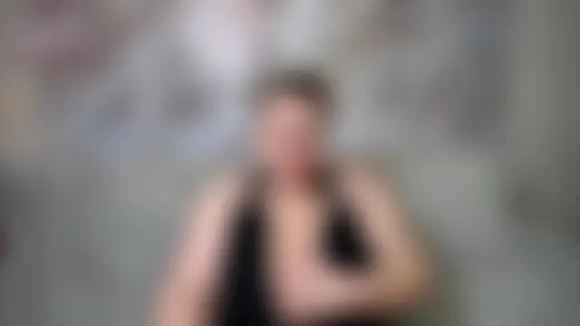 MissJaline élő chatszobája