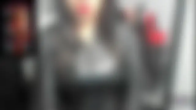 Goddess-Kimberley Adlı Modelin Canlı XXX Sohbeti