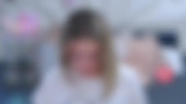 AdelleDeep Cameră chat live