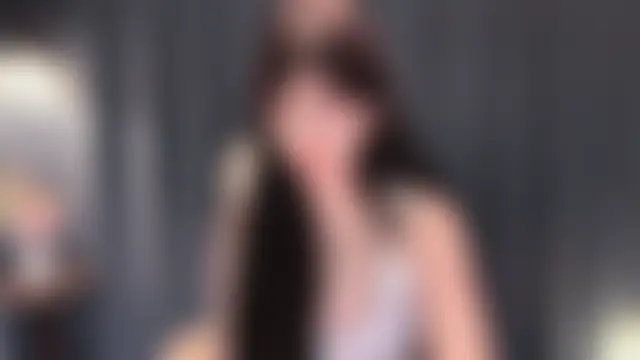 Pertunjukan Kamera Web Yaiyigirl