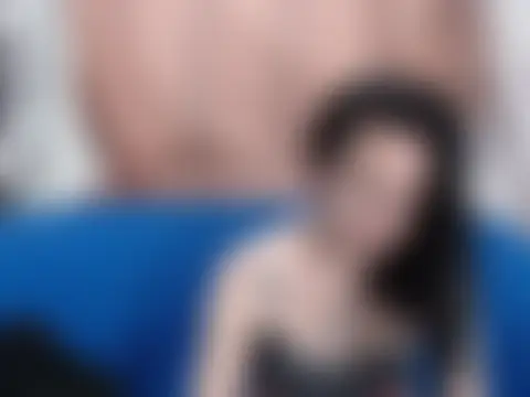 Venusluxodomme's Live Chat Room