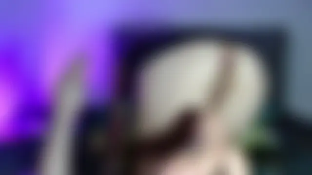 Sala de chat en directo de mia-luna-x