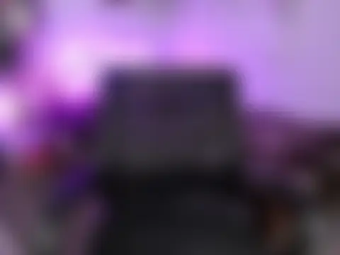 Sala de chat en directo de Naughty_Stripgirl0