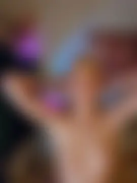 دردشة LessiaMia الجنسية المباشرة