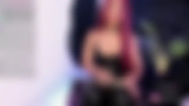 Foxy_katt Adlı Modelin Canlı XXX Sohbeti