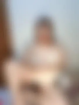 Sweet_asian_kylie Adlı Modelin Canlı XXX Sohbeti