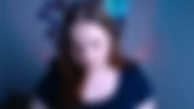 Kitty_Mia_Kitty Adlı Modelin Canlı XXX Sohbeti