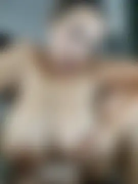 Miss-boobsのウェブカメラショー