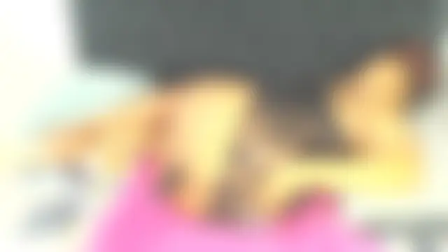 BootyClitQueen 网络视讯表演