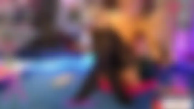 Chatroom XXX en direct de laracroftt1