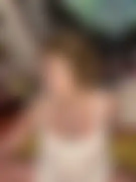 دردشة SuzyCatzz الجنسية المباشرة