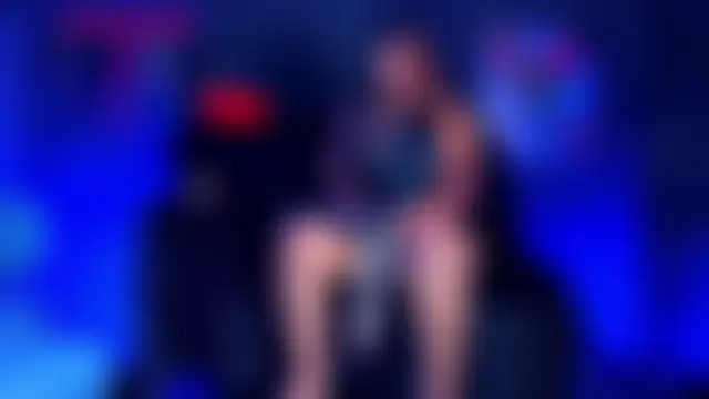 NikkiFlames 网络视讯表演