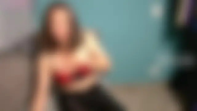 mel12meli Adlı Modelin Canlı XXX Sohbeti