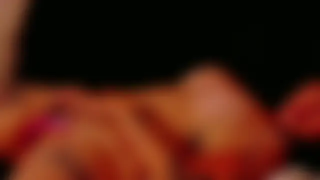 EmmyEvans1's Live Chat Room