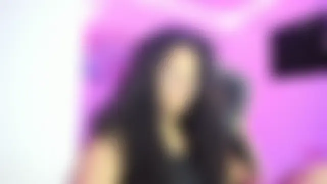 Pokój czatu na żywo – emily_stars1