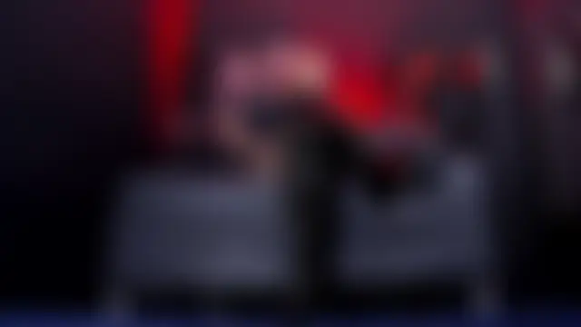 Pokój czatu na żywo – MiaaNoir