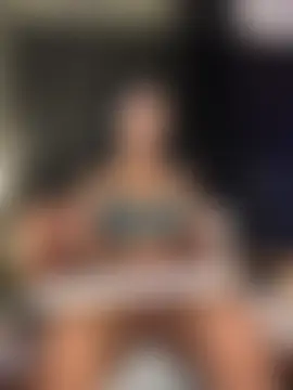 skarlleth_11 Chat Room in diretta