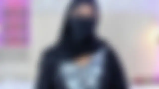 Daksha_a লাইভ XXX চ্যাট