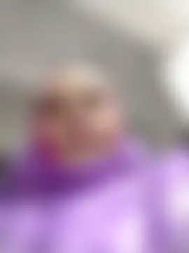 Natasha_miilf élő chatszobája