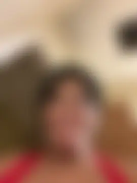 غرفة دردشة LittleMissEeve المباشرة