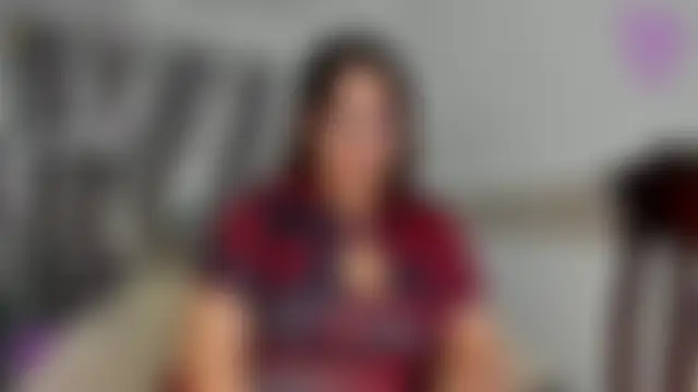 Kate_Dynasty: διαδικτυακό σόου στην κάμερα