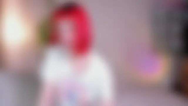 LornaDyer's Live Chat Room