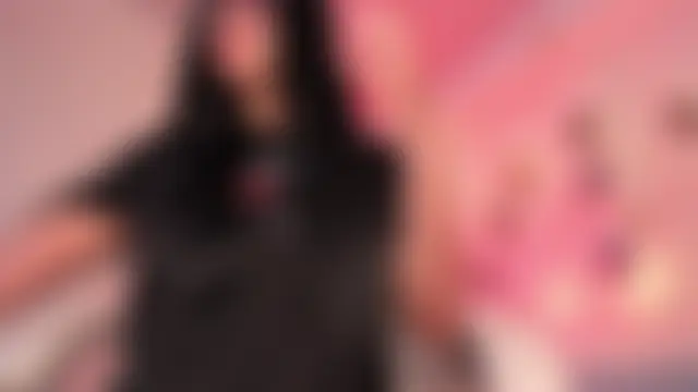 ineedmydaddy_ লাইভ XXX চ্যাট