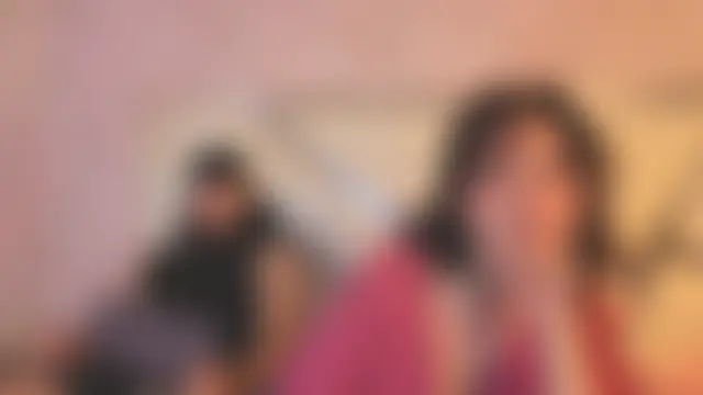 Benny_and_Mark লাইভ চ্যাট রুম