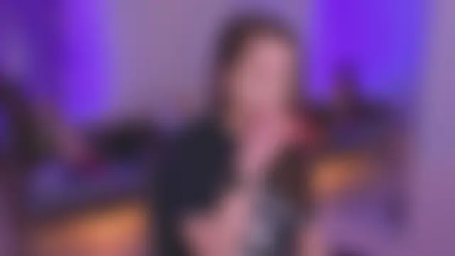 Mira_Falls Adlı Modelin Canlı XXX Sohbeti