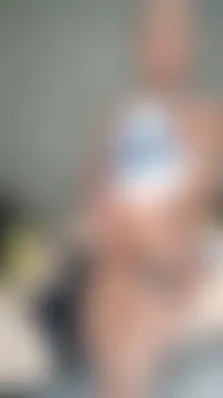 FreakySag_8888 – Naživo XXX chat