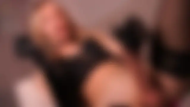 Show modela _Your_fenka_ na web-kameri