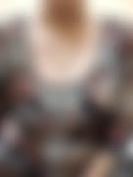 Rising_Queen live-chat rom