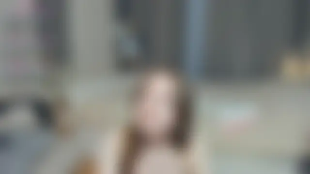 LavenderMitten Show in webcam