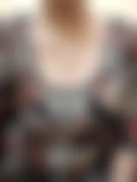 غرفة دردشة Rising_Queen المباشرة