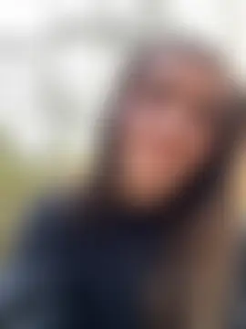 -Leasophie élő chatszobája