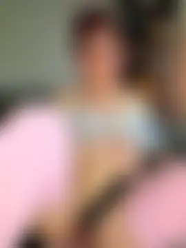 Nicky-Blue élő chatszobája