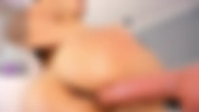 SOFIAGOEZ30 Chat Room in diretta