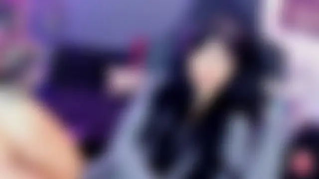 chaymae_nah_n Webbikameraesitys